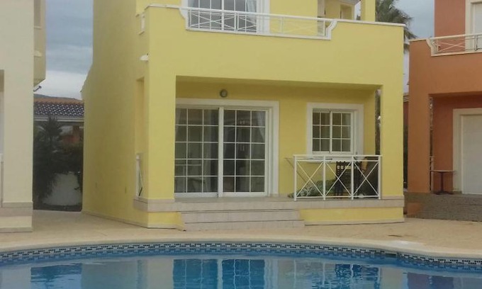 Caserio Los Tarquinos Casa | Nita Villa Altaona Golf Turquoise Sleeps 4 adults