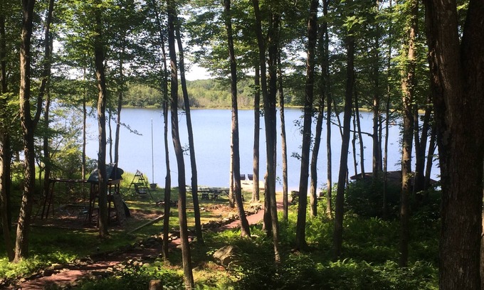 Locust Lake Village Casa | Luxury LAKEFRONT - Private Beach/Dock/Hot Tub/Sauna, and Skiing minutes away