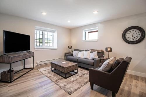 Whitehorse Apartamento | NN - Flats on 4th #1 - Downtown 2-bed 2-bath