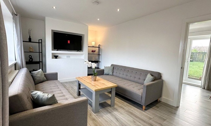 Hartlepool Casa | No. 25 by Blue Skies Stays