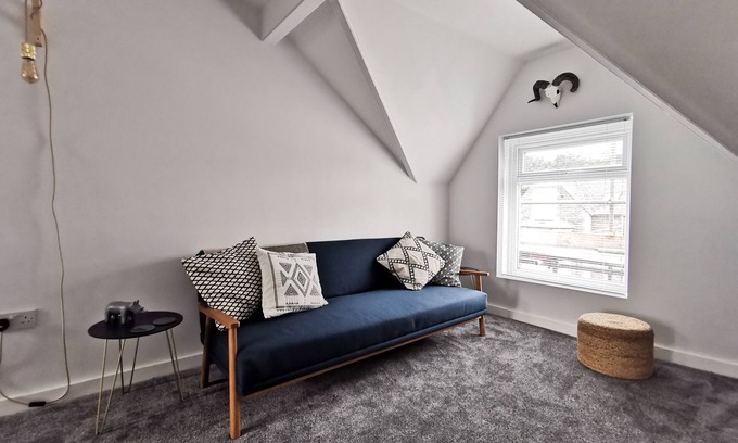 Roath Apartamento | No.3 Richmond Apartments by Switchback Stays