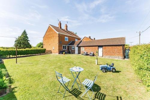 Swaffham Casa | No 3 , Sparham Hall - Norfolk Cottage Agency