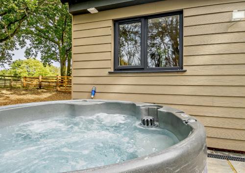 Foxley Casa | No 5 Hedgehog Den