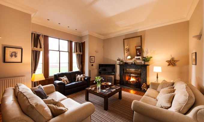 Ayr Casa | No 7 Barns Terrace