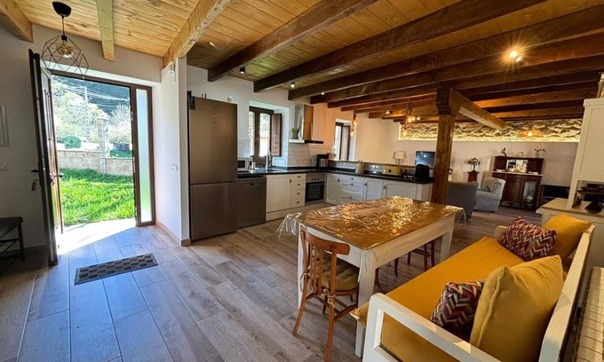 Carmenes Cabaña | LA CASA DE LA ABUELA CONCHA
