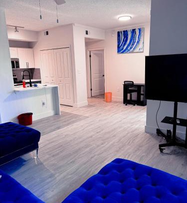 North Arlington Apartamento | No Judgement Zone Relaxing Arlington Entertainment District