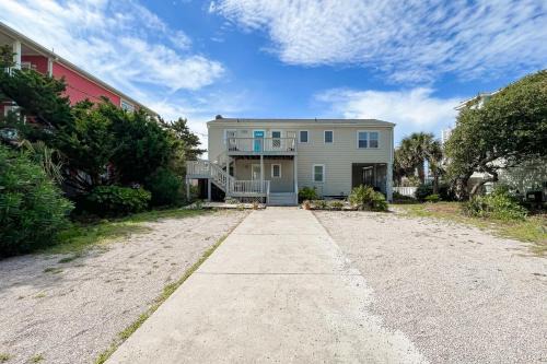 Emerald Isle Apartamento | No Regrets Down
