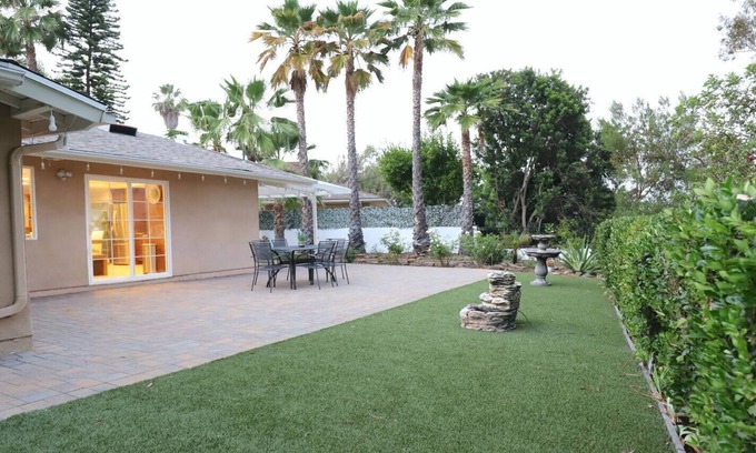 Laguna Niguel Casa | No Stairs, Backyard, EV Charger (Palmera Perch)