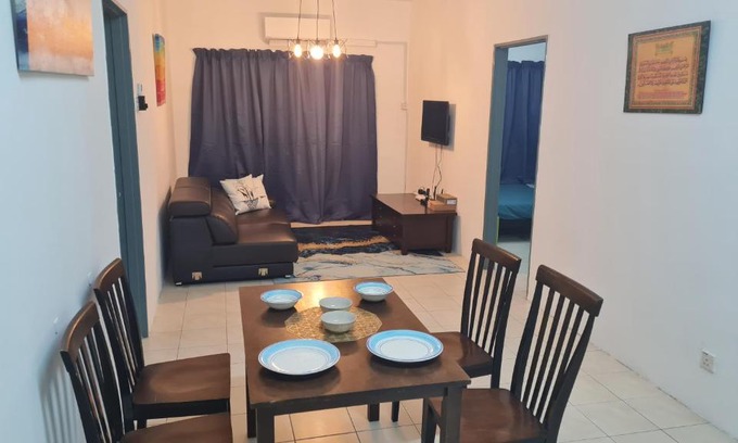 Bukit Jalil Apartamento | NO TOURIST 4th floor NO LIFT Comfortable 3 Room 6pax Bkt Jalil 1 free parking