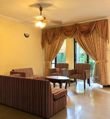 Angulana Casa | Noahs Ark Transit Stay
