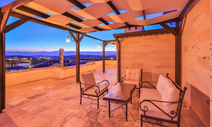 Uchisar Cama Y Desayuno | Noble Crown Stone House Cappadocia