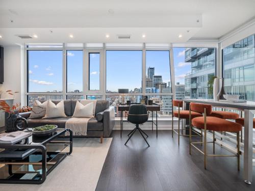 Downtown Toronto Apartamento | Nobu Suites - Toronto's Entertainment District