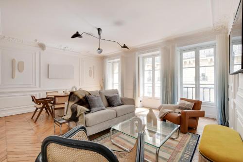 Saint-Thomas-d'Aquin Apartamento | NoChichi-Collections - Café de Flore