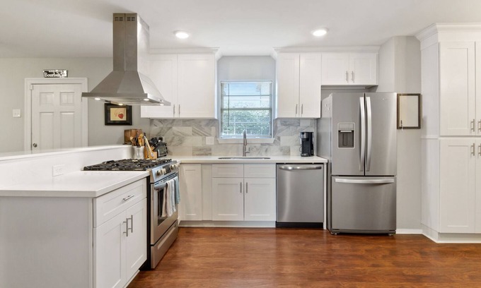 Milan Casa | NOLA Magnolia New Orleans Home Close to Everything