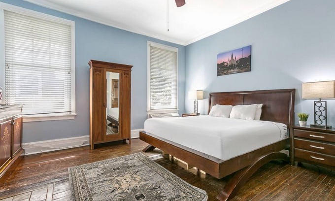 Mid-City Hotel | Acogedor y fácil en Budget Express Studios