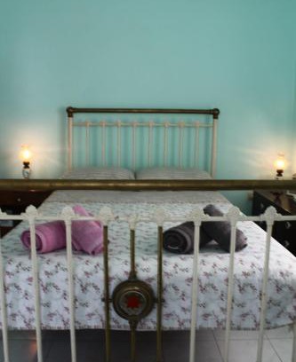 Benitses Casa | Nona's Guest House Corfu Βenitses