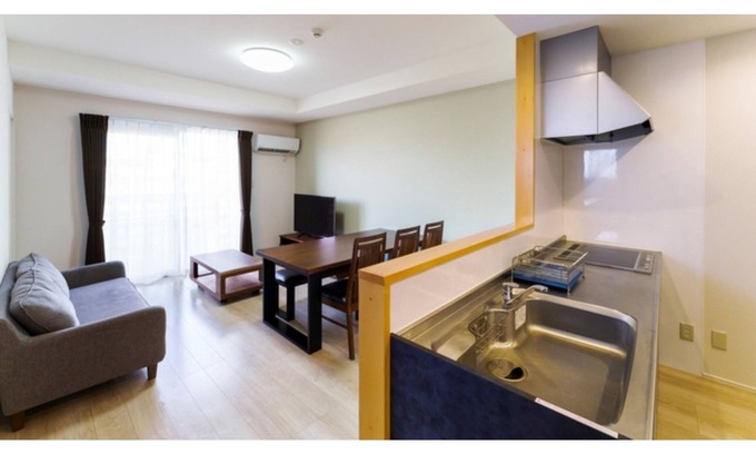 Kumejima Hotel | Nonsmoking deluxe family twin room without meals / Shimajiri-gun Okinawa