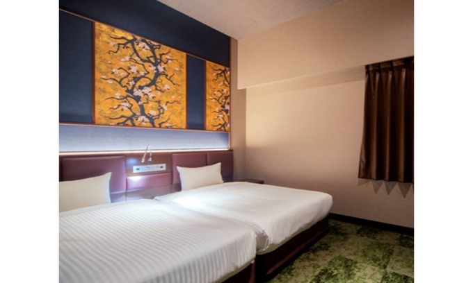Hakataekihigashi Hotel | Nonsmoking Deluxe twin bed room on the first fl / Fukuoka Fukuoka