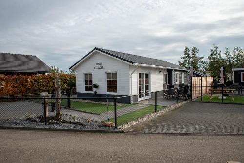 Sint-Annaland Chalet De Esquí | Nooit gedacht