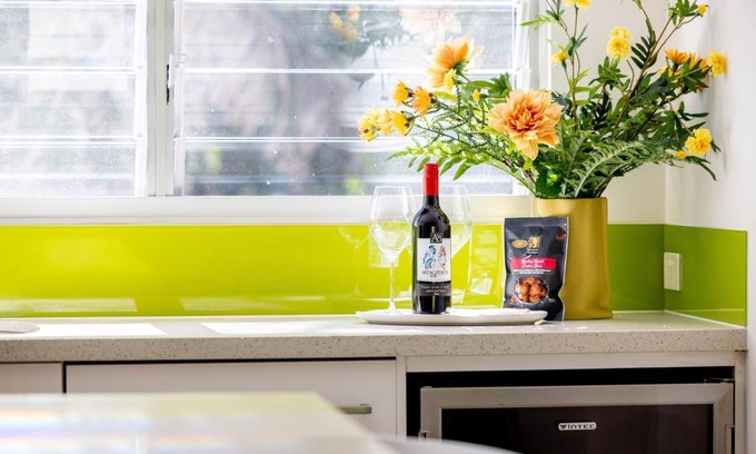 Sunshine Beach Casa | Noosa gem! Walking distance to cafes - shops - Sunshine Beach and dog Beach