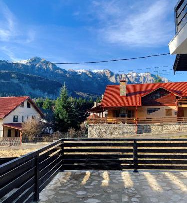 Sinaia Villa | Nordic Chalet