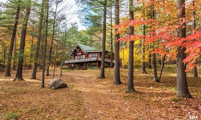 Jay Chalet De Esquí | Nordic Chalet with Modern Interior and Sauna