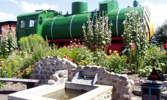 Pasewalk Cabaña | Nordic fairy tales - Sterntaler 10 - Lokschuppen Pasewalk - Adventure overnight stay in a sleeping car