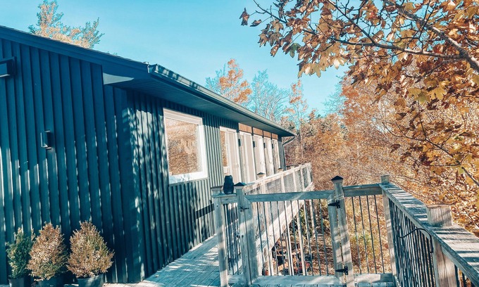 Clarke's Beach Cabaña | Nordic Style Private Riverfront Cottage with Heated Pool & Hot Tub