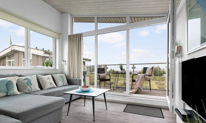 Wendtorfer Strand Casa | Nordlicht - good facilities, best sea view, large garden, whirlpool, bike port