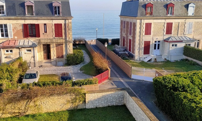 Saint-Regnobert-de-la-Cote-de-Nacre Apartamento | Normandy, mother-of-pearl coast, seaside, bright and cosy 4-person apartment