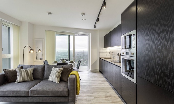 East Acton Apartamento | North Acton II - 2Bed + 2Bath + Balcony