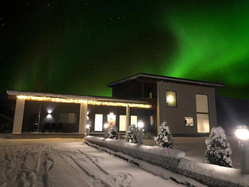 Rovaniemi Villa | North Aurora Villa - near the Santa Claus