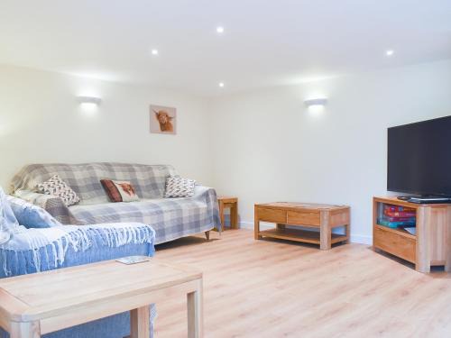 Broadwoodkelly Casa | North Barn