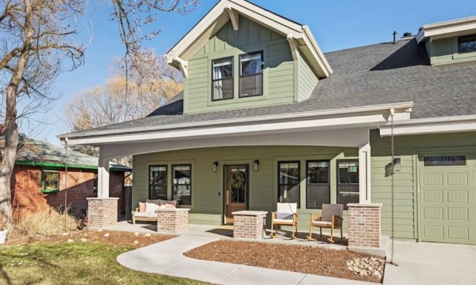 Sunset Casa | North End Family Friendly Home