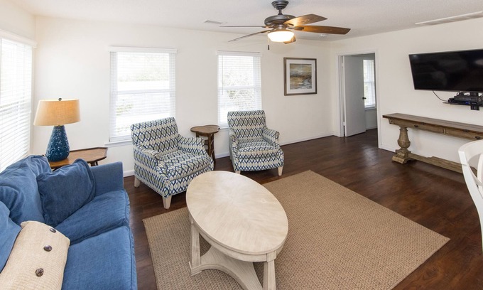 Northeast Virginia Beach Casa | North End Paradise - North End VB