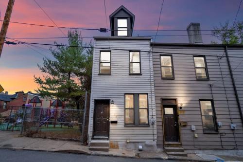 Mexican War Streets Casa | North Shore 3 Bdrm House with Fire Pit & Yard