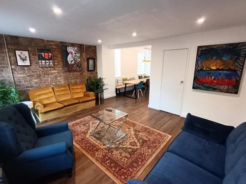 Northampton Casa | Northampton Oasis - 4 Bedroom House