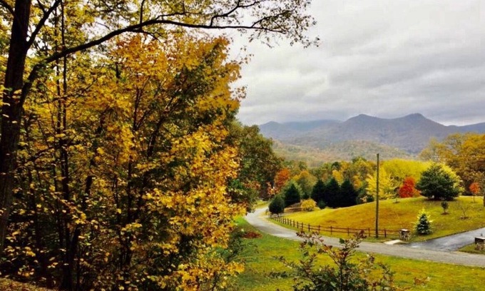 Rabun Gap Cabina | North GA Mountain Cabin Getaway Dillard, GA Capacidad 12