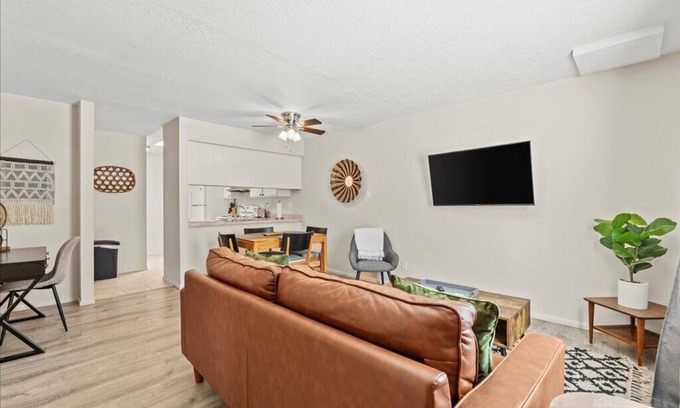Northeast Heights Condominio | Northeast Heights - Foothills 2 Bedroom 1 Bathroom Unit