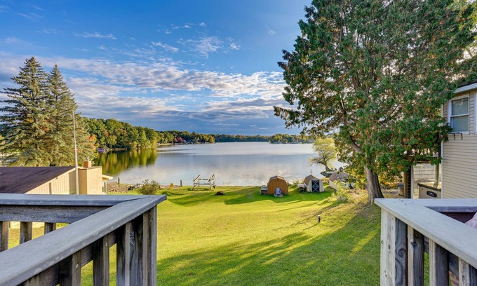 Lake Casa | Northern Michigan Summer Retreat on Crooked Lake!