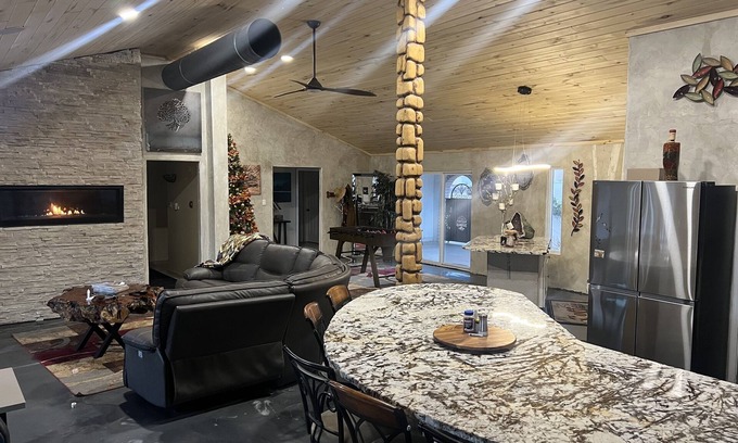 Northeast Heights Casa | Northridge place with Hot Tub