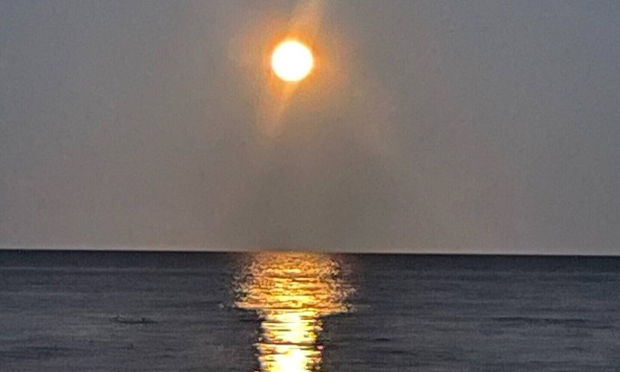 Escanaba Casa | Northshore Retreat - On Lake Michigan, beautiful sunsets, gorgeous views.