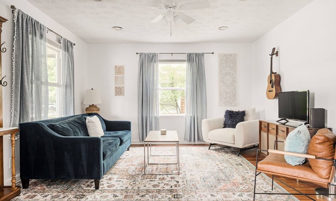 Indianapolis Casa | Northside Cottage - Perfect Indy Location