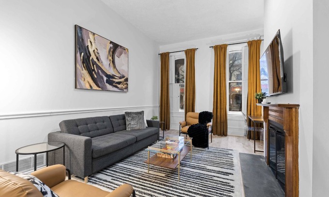 Manchester Apartamento | NORTHSIDE PITTSBURGH - LUXURIOUS - BRAND NEW