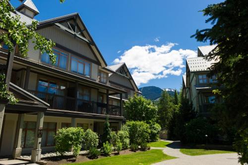 Village North Apartamento | Northstar at Stoney Creek by Whiski Jack
