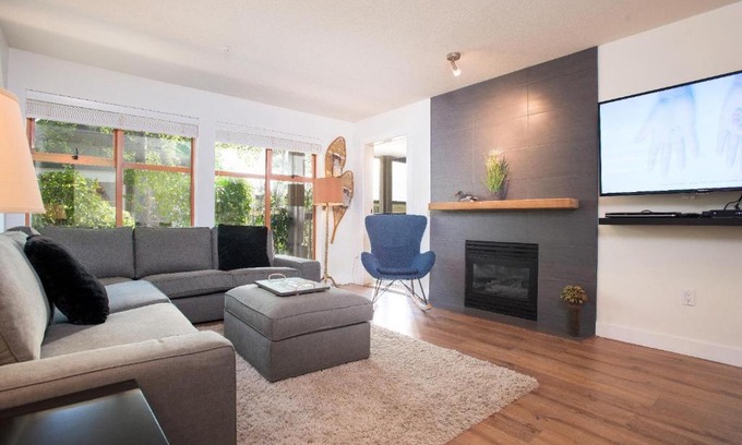 Village North Casa | Northstar by Outpost Whistler