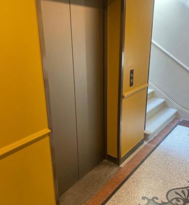 Dudden Hill Hotel | Northwest Apartment