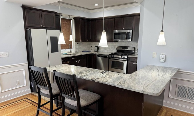 Norwalk Casa | Norwalk 3br/3.5 baths townhome with private backyard