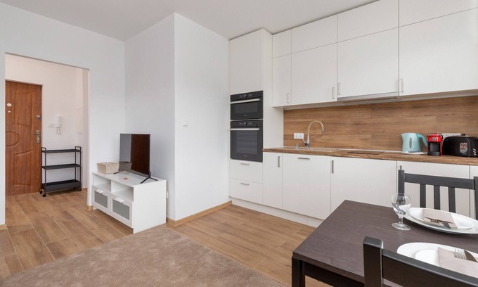Wzgorze Swietego Maksymiliana Apartamento | Norwida 4 | Wifi, Pet-friendly, Studio for 4 guests, Balcony, Gdynia