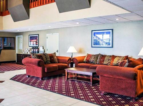 Columbus Hotel | Norwood Inn Statefair Grounds